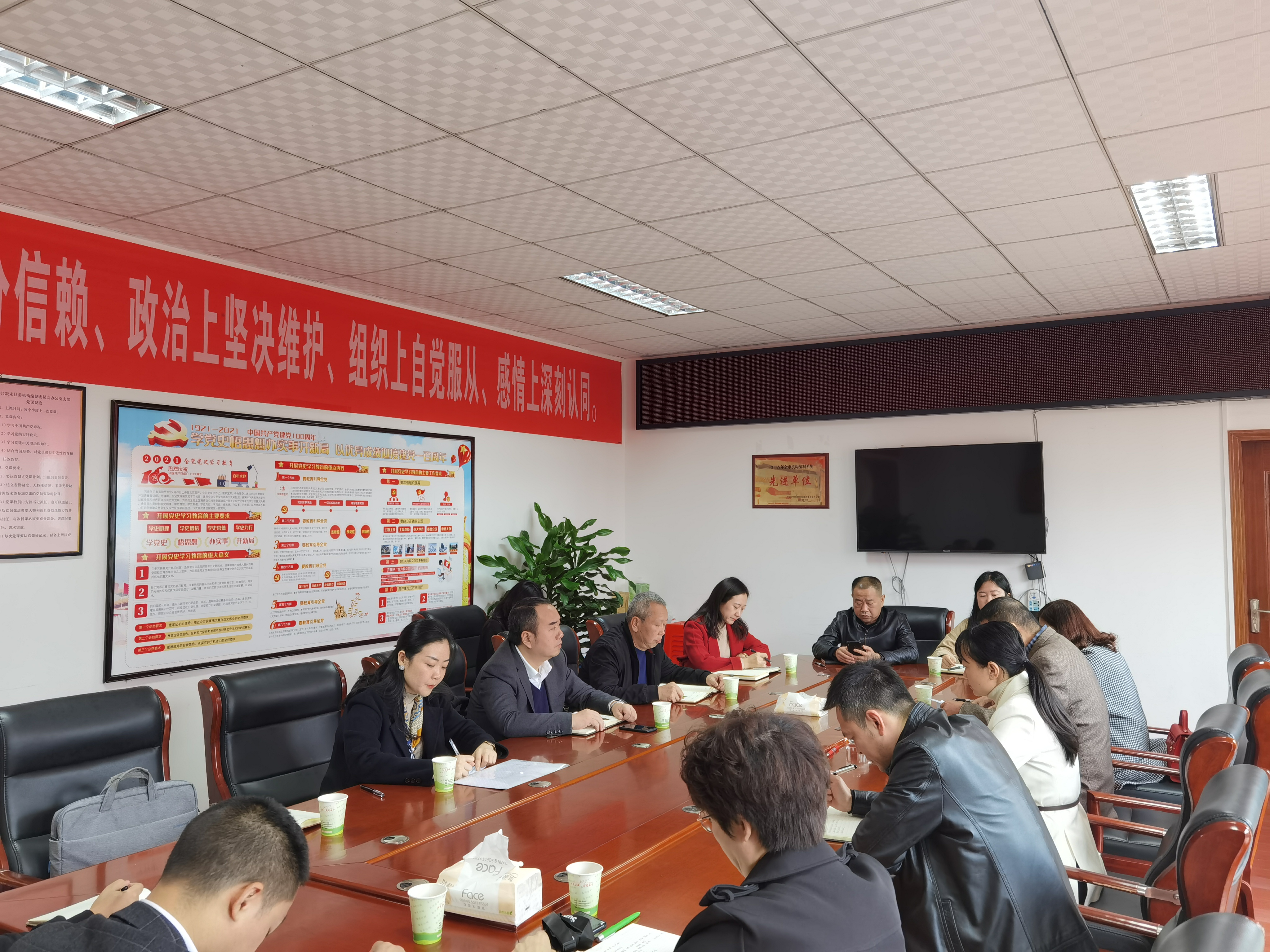 敘永縣政府與西南醫(yī)投集團(tuán)召開(kāi)合作交流座談會(huì)