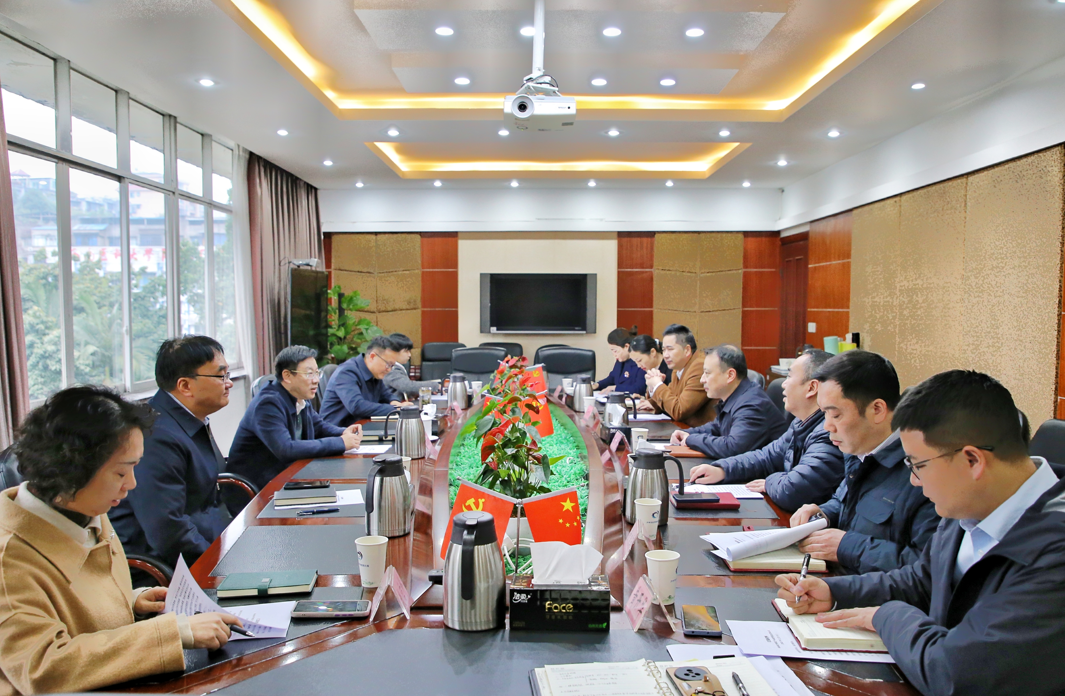 政企合力，推動醫(yī)藥健康產(chǎn)業(yè)升級發(fā)展