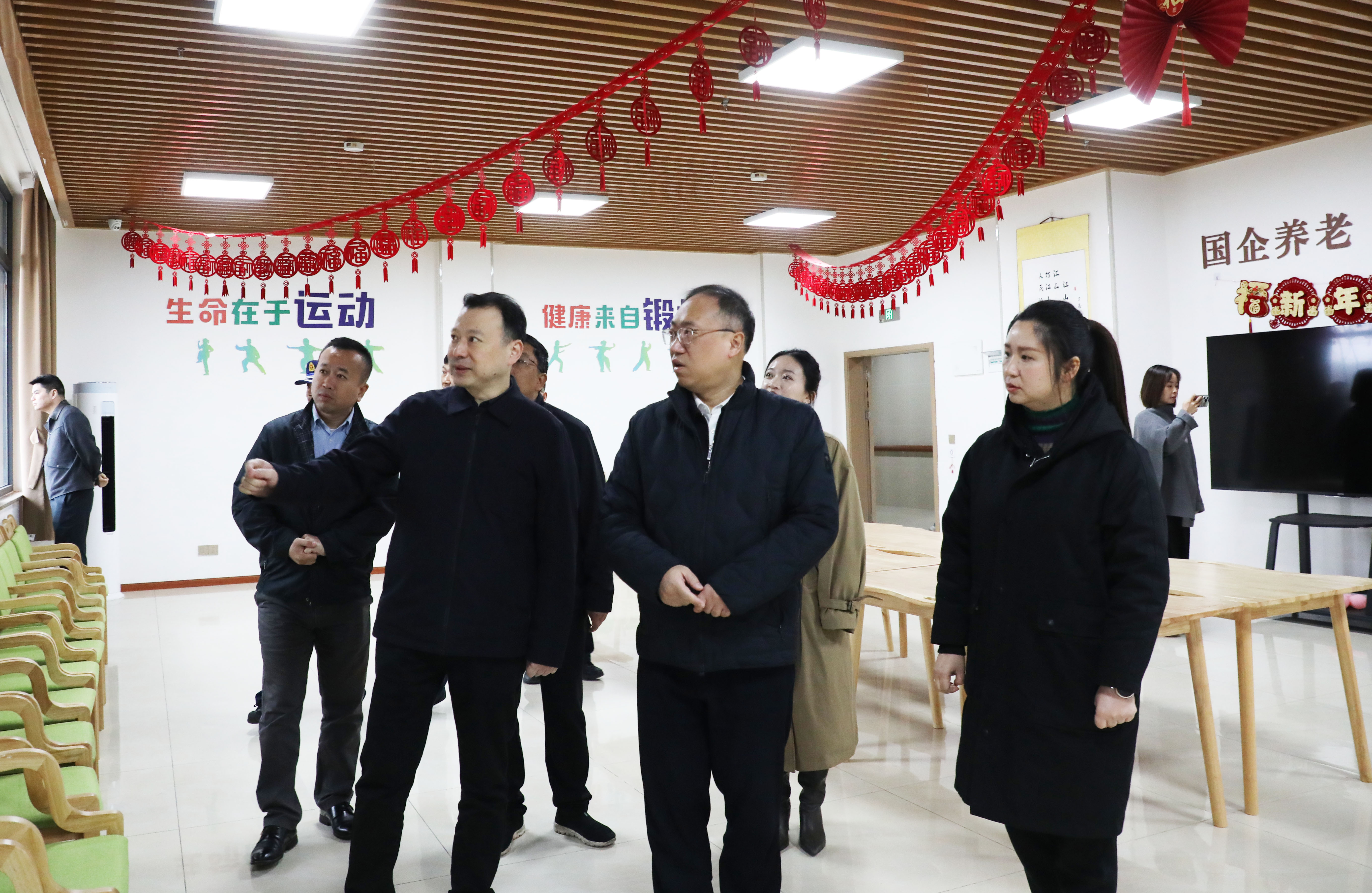 瀘州市委常委、江陽(yáng)區(qū)委書(shū)記郭宏川率隊(duì)調(diào)研江陽(yáng)區(qū)失能照護(hù)中心安全管理工作